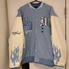 boohoo LA スタジャンのサムネイル