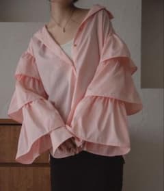 tiered sleeve blouse / ティアードスリーブブラウスのサムネイル