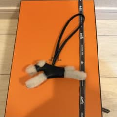 新品未使用 HERMES エルメス バディチャーム オレンジ ノワール G刻印
