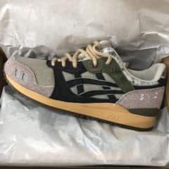 【コラボ商品】Asics GEL-LYTE Ⅲ OG × SVDのサムネイル