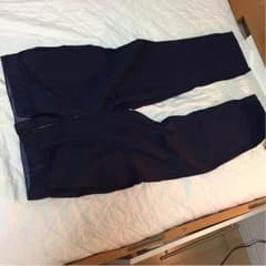 7分丈青いズボンのサムネイル