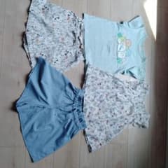 すみっコぐらし水色フリル袖Tシャツとチュニック、半ズボン　4点セットのサムネイル
