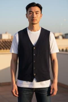 ジョルジオアルマーニ GIORGIO ARMANI ニットジレ ベスト 48 ジョルジオアルマーニ GIORGIO ARMANI ニットジレ ベスト 48 - メルカリ
