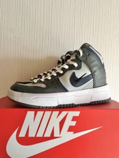 NIKE DUNK HIGHのサムネイル