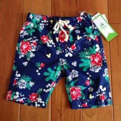 ゆうき様専用♡新品タグ付き ミッキー♡ハワイアンハーフパンツ90のサムネイル