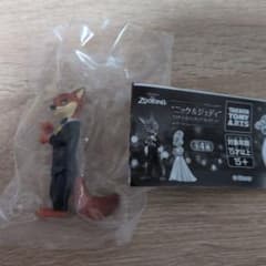 ズートピア ニック＆ジュディ コスチュームフィギュア ニックのサムネイル