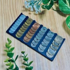厚さ6mm 千円札と同じサイズ 長財布用コインケース 合計 3568円分のサムネイル