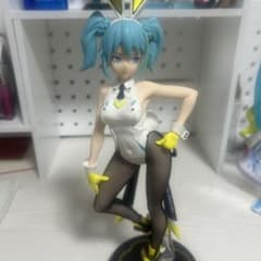 HATSUNE MIKU 토끼 피규어