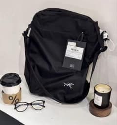 新品 アークテリクス TOTE ヒリアド トートバッグ Healiad 12L - メルカリ