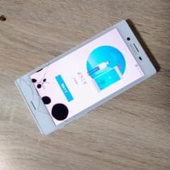 Xperia X Compact White 32 GB docomoのサムネイル