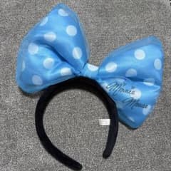 東京ディズニーリゾート ミニーちゃん カチューシャ 水色 ドット柄 リボンのサムネイル