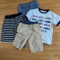 120サイズ130サイズ　ズボン、Tシャツセットのサムネイル