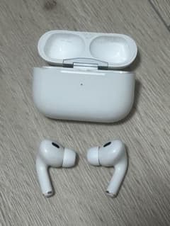 Apple AirPods pro 第2世代 lightning 動作確認済み - メルカリ