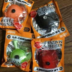 ルクルーゼ マグネット4個セットのサムネイル