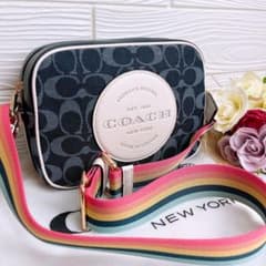 極美品☆COACHコーチ 2wayショルダーカメラバッグ デニム シグネチャー 極美品☆COACHコーチ 2wayショルダーカメラバッグ デニム シグネチャー