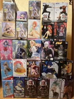 【新品・未開封】 プライズ 美少女多め フィギュア まとめ売り 26点のサムネイル
