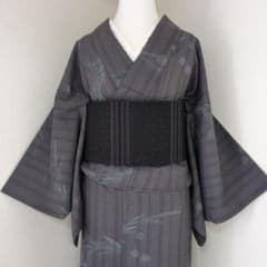 【三花】美品　洗える着物　夏着物　京都協和　グレー　高級ポリエステル　リユース 三花】美品 洗える着物 夏着物 京都協和 グレー 高級ポリエステル
