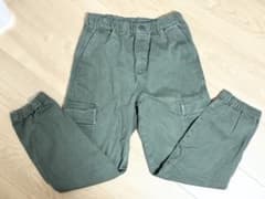 ユニクロ キッズカーゴパンツ ロングパンツ カーキ 150cmのサムネイル