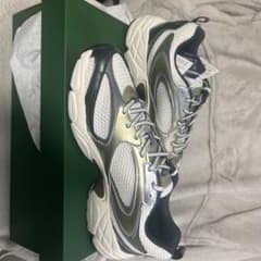 LACOSTE 48SMA0071 ホワイト/シルバー 新品未使用のサムネイル