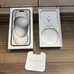 Apple iPhone 15 ブラックBlack 256GB 空箱のサムネイル