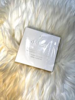 clé de peau BEAUTÉ ル・レオスールデクラ 17のサムネイル