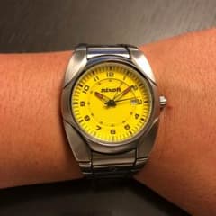【最終お値引き！】NIXON 200ｍダイバーウォッチのサムネイル