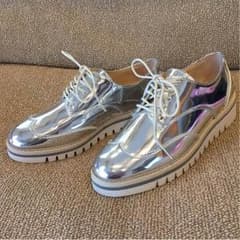 ZARA メタリックシューズのサムネイル