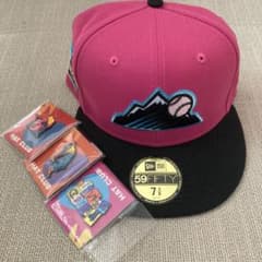 HATCLUB NEW ERA キャップ ピンバッジ 7 3/8のサムネイル