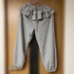 ウエストフリルスウェットパンツ　グレーのサムネイル