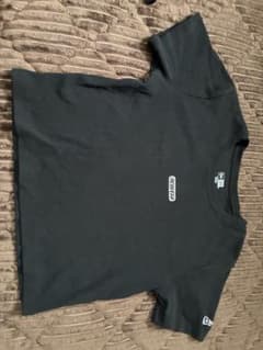 New Era レディース 半袖Tシャツ ブラック Mサイズのサムネイル