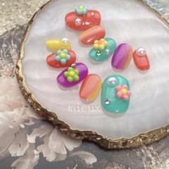 【bs010】カラフルなお花のネイルチップ/お花ネイルのサムネイル
