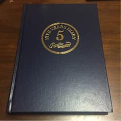 5年日記帳 ハードカバー 横書き 日付ありのサムネイル
