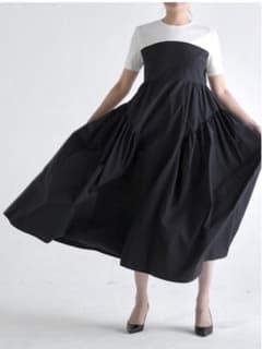 BENI様専用　SHE Tokyo sandora black ワンピースのサムネイル