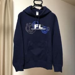 ユニクロ×フューチュラ  コラボスウェットパーカー  Mサイズのサムネイル