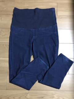 ユニクロ マタニティパンツ 黒　XLのサムネイル