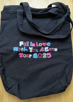 西野カナ Tour 2025 ファスナートート Black - メルカリ