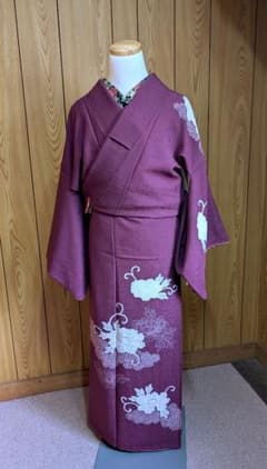 紫色 花柄刺繍 付下げ 身丈153.5cm - メルカリ