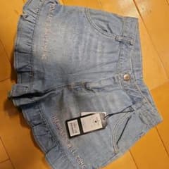 新品タグ付き可愛いデニムショーパン 160cmのサムネイル