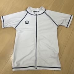 crocs クロックス　ラッシュガード　130cmのサムネイル