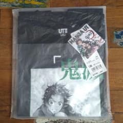 【新品未使用】ユニクロ★鬼滅コラボTシャツ　130cmのサムネイル