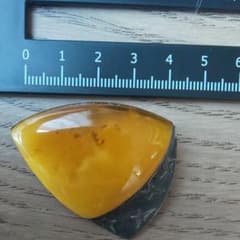 ブローチのサムネイル