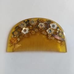 櫛のサムネイル