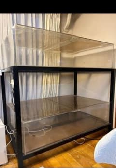 中古大型アクリル水槽 2段セット 引取のみのサムネイル