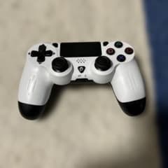 ホワイト PS4 コントローラーのサムネイル