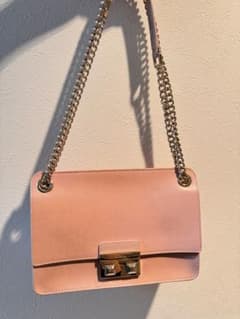 FURLA カバンのサムネイル