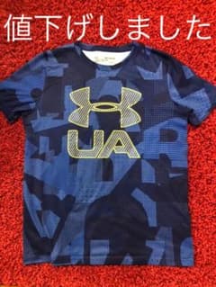アンダーアーマー Tシャツとズボンのサムネイル