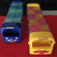 アンパンマン 小さいフィギアと車のケースのサムネイル