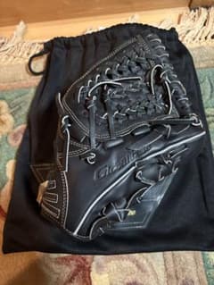ミズノ グローバルエリート 軟式 オールラウンド用 黒 美品 袋付のサムネイル