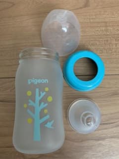 【まめまめ様専用】Pigeon 母乳実感哺乳瓶160㎖のサムネイル