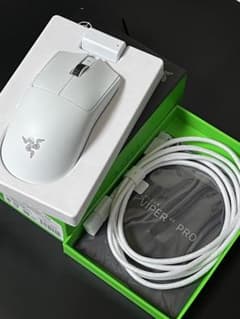 Razer Viper V3 Pro White Edition (ほぼ未使用)のサムネイル